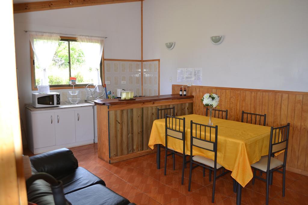 Cabanas Henua Iti Hanga Roa Exterior photo