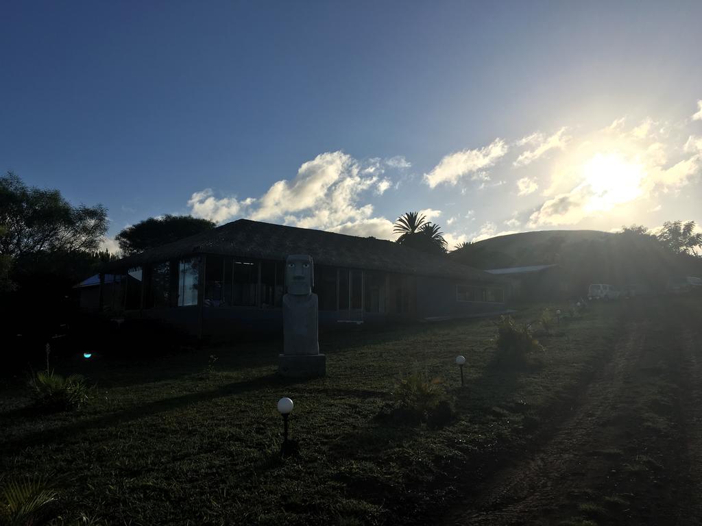 Cabanas Henua Iti Hanga Roa Exterior photo